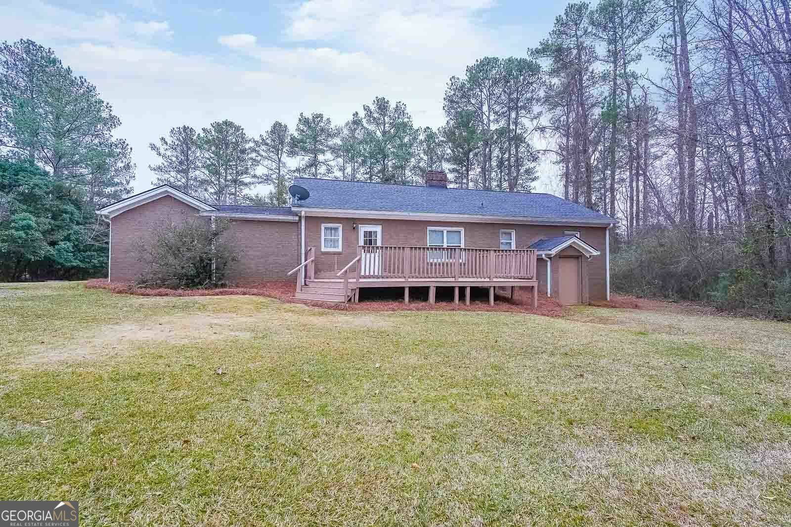 Property Photo: 8702 US Hwy 78 GA 30110