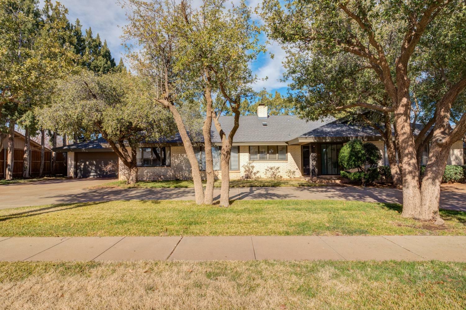 Property Photo:  5208 27th Street  TX 79407 