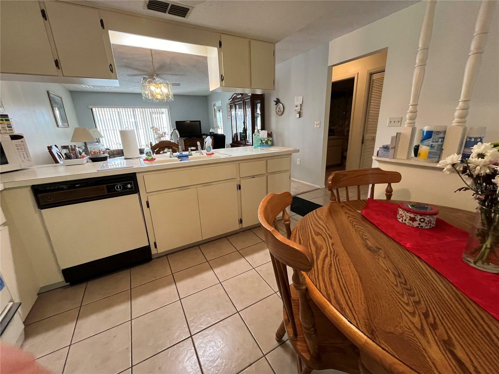 Property Photo:  7619 Greystone Drive  FL 34667 