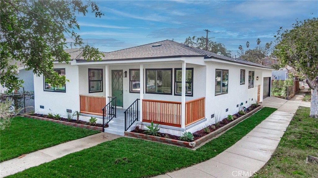 Property Photo:  2945 Covina Street  CA 90032 