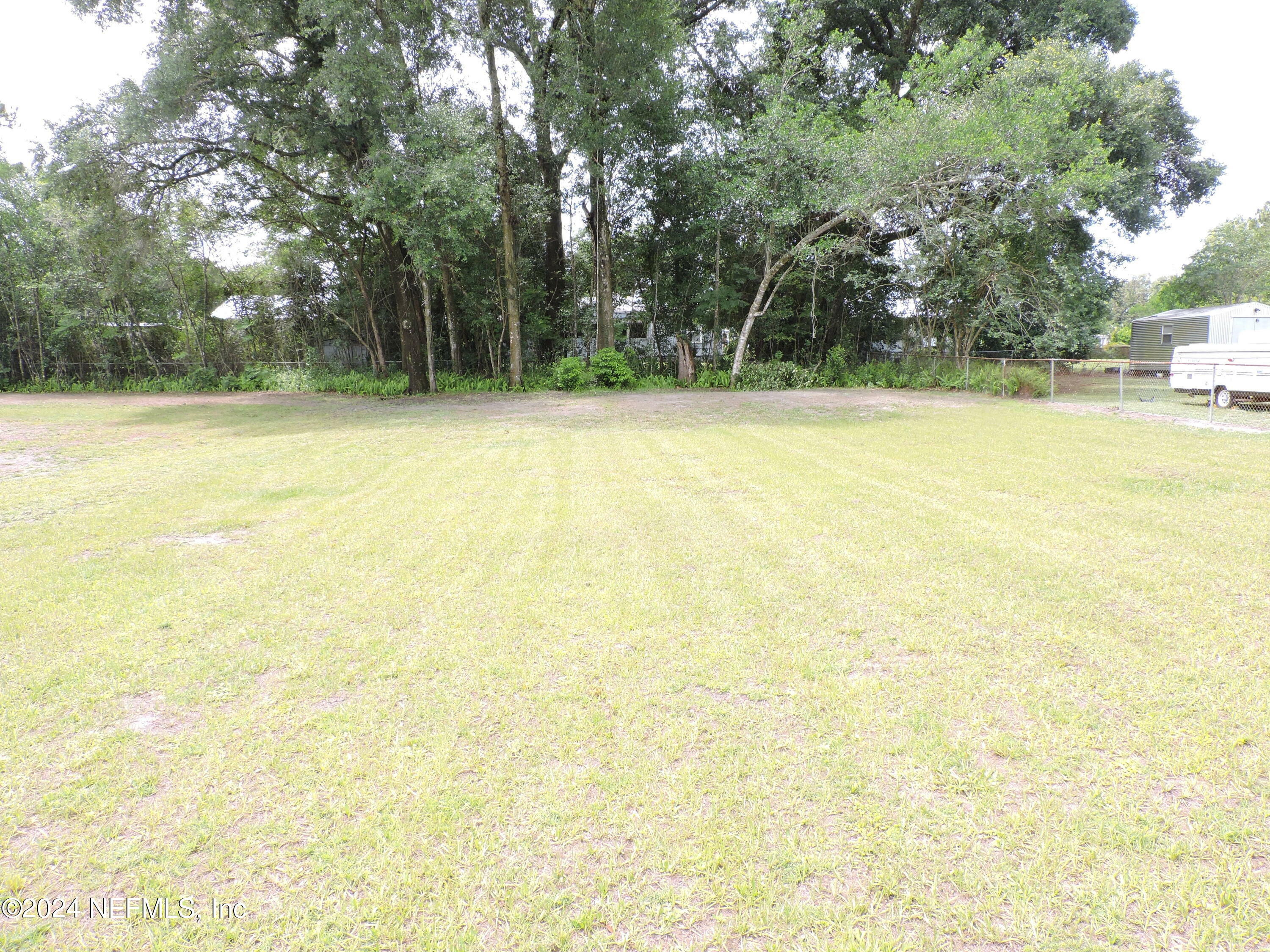 Property Photo:  2009B Laurel Street  FL 32177 