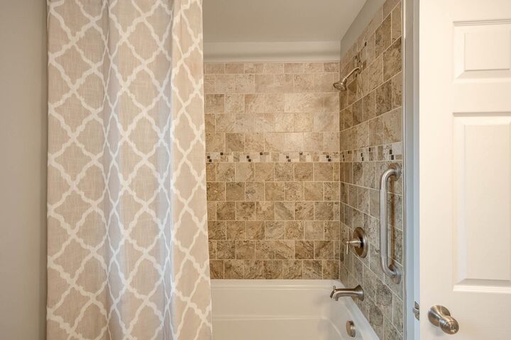 Property Photo:  66 Woodbine Avenue  NH 03303 