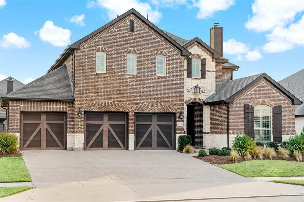 Property Photo:  7036 Cross Point Lane  TX 76227 
