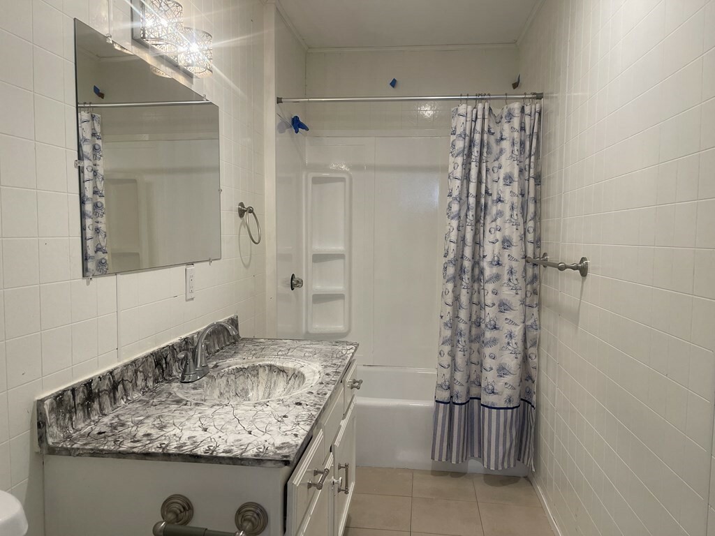 Property Photo:  65 Merrifield St  MA 01605 