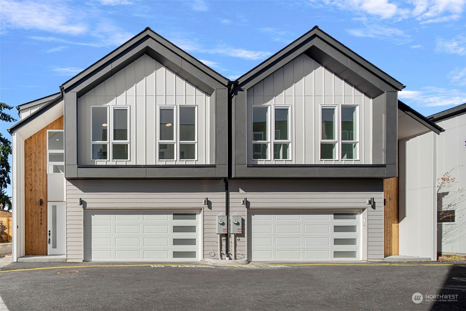 3 bed Lynnwood home for sale 20120 61st Place W Th13, Lynnwood, WA 98036