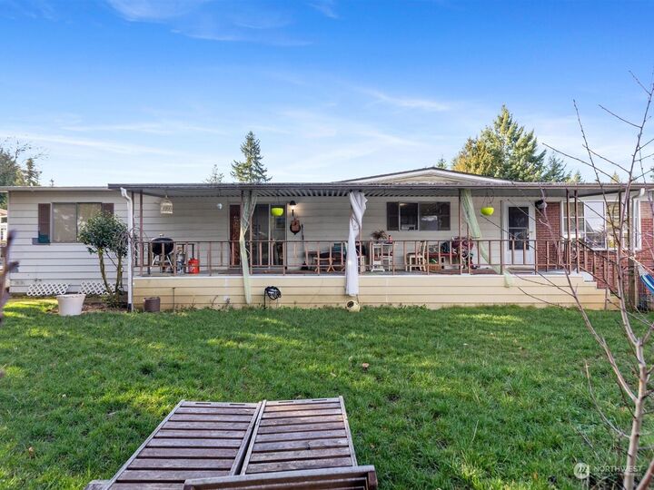 Property Photo: 815 124th Street SW 120 WA 98204