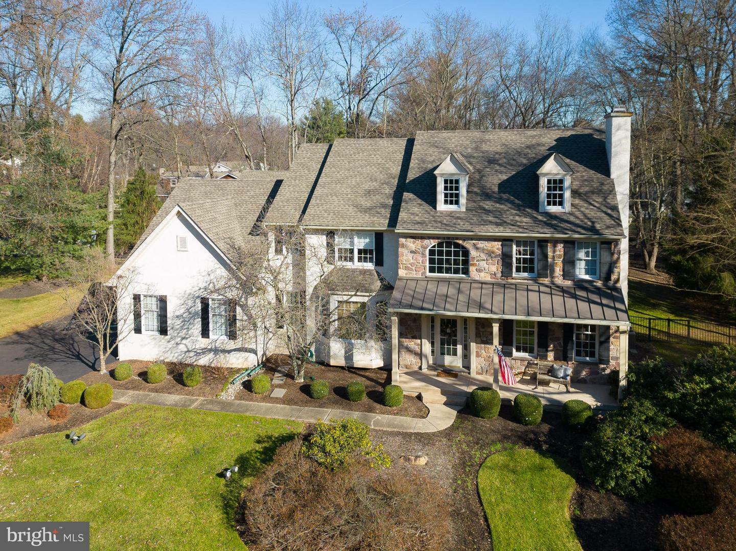 Property Photo:  830 Wooded Pond Road  PA 19002 