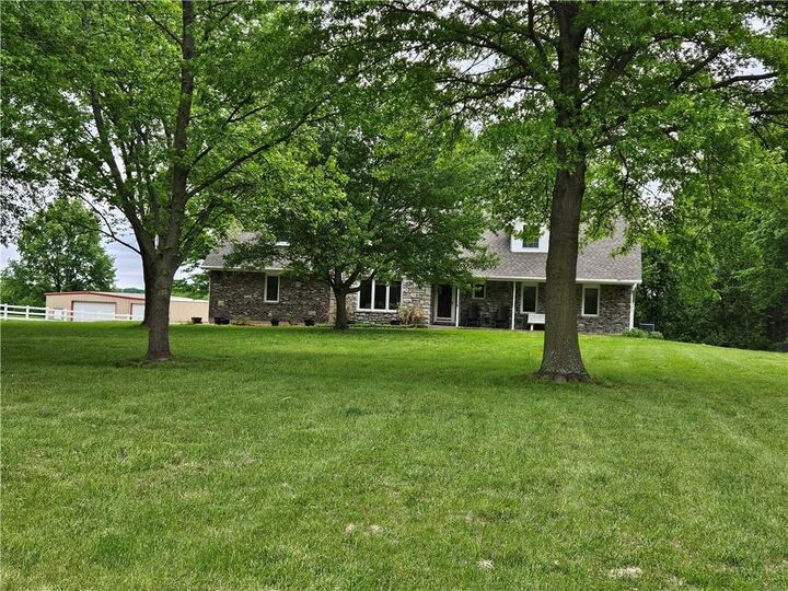 MLS2467979 2313 N Whitney Road, Independence, MO 64058