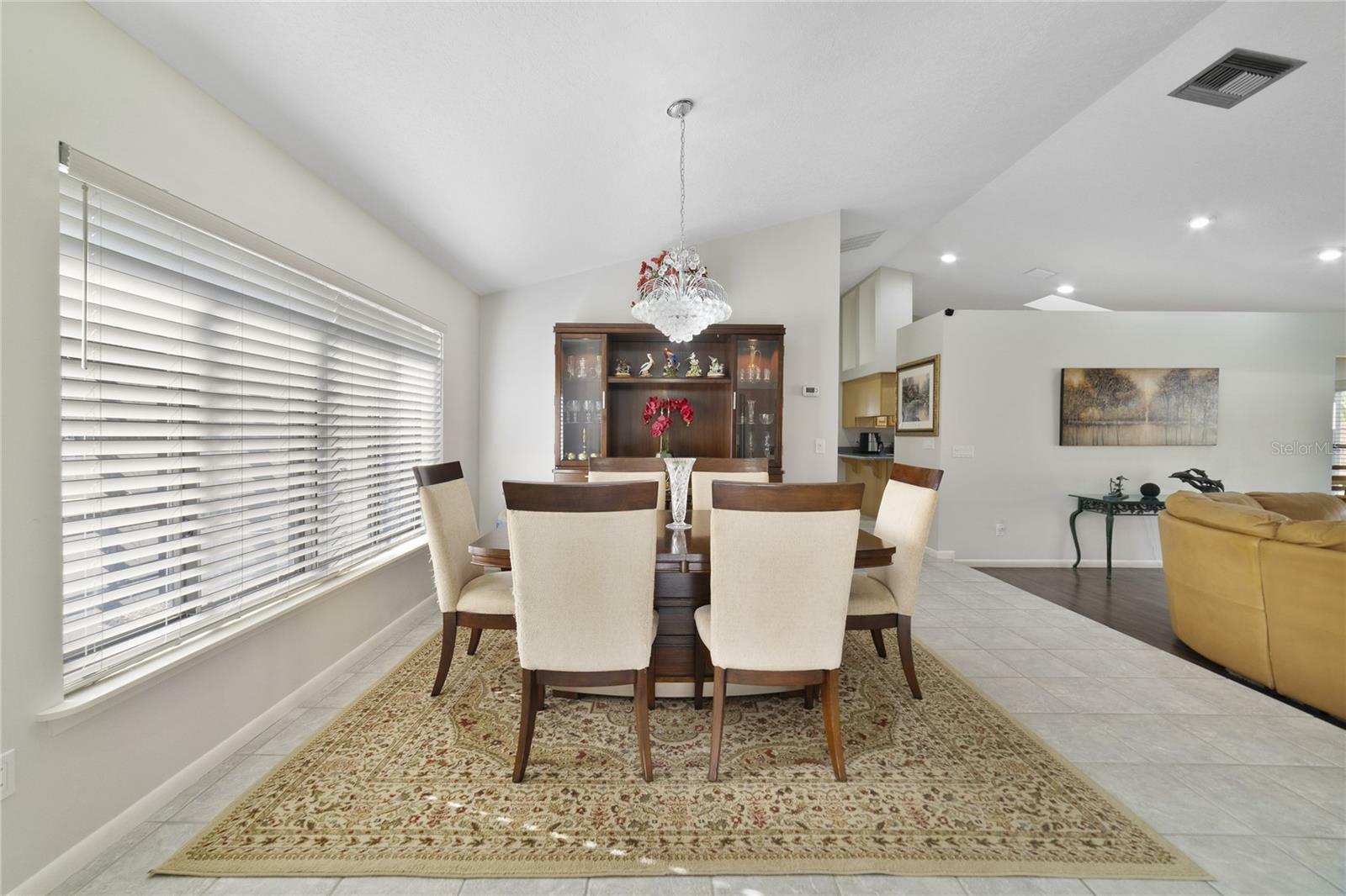 Property Photo:  9712 Kevinview Cove  FL 32836 