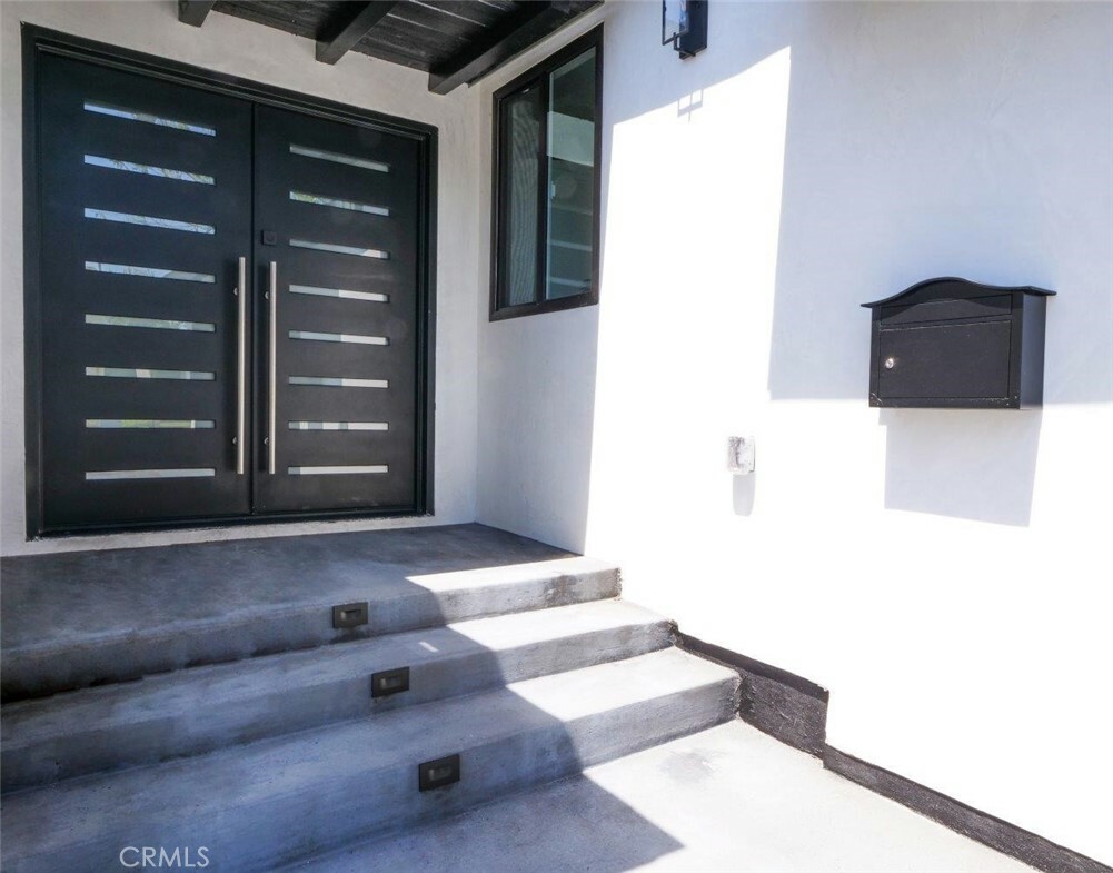 Property Photo:  21929 Ocean Avenue  CA 90503 