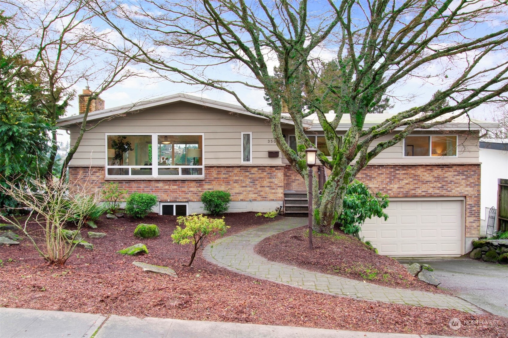 Property Photo: 3507 30th Avenue W WA 98199