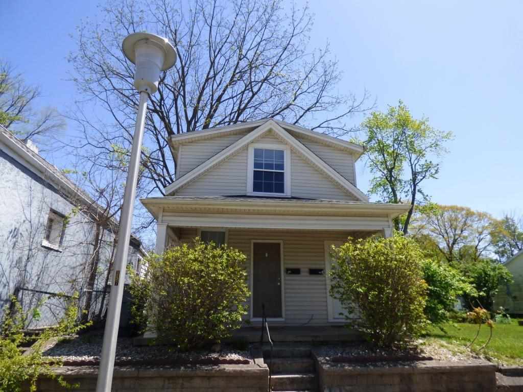 Property Photo:  413 S 6th Street  IN 47374 