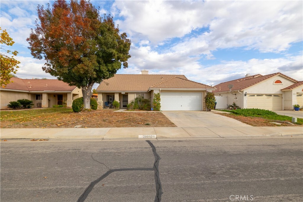 Property Photo:  29092 Oakdale Road  CA 92584 