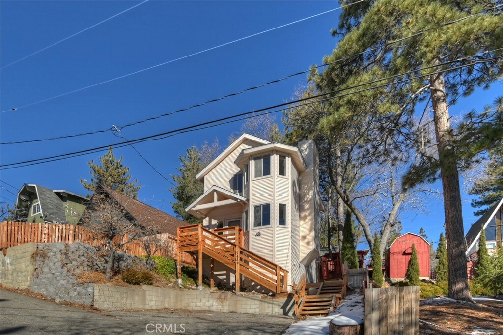 Property Photo:  2431 Sky Drive  CA 92382 