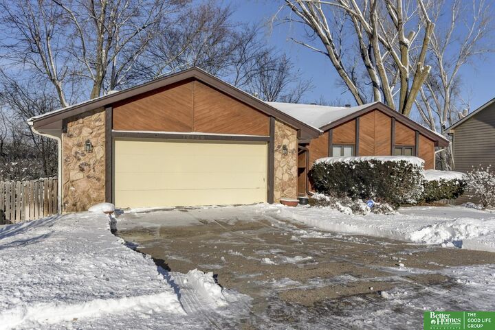 4 bed Bellevue home for sale 12720 S 38th Street, Bellevue, NE 68123