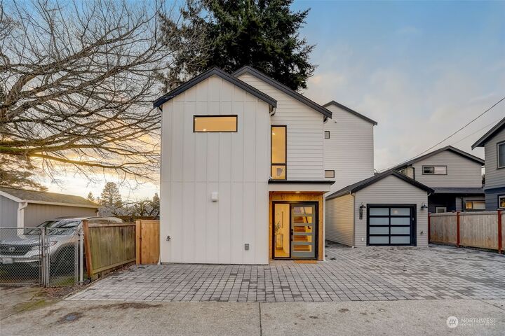 8118 Stone Avenue N  Seattle WA 98103 photo