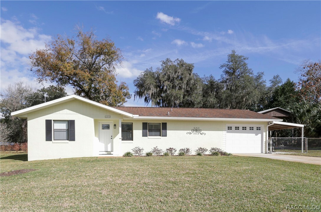 Property Photo:  123 N Tiree Way  FL 34450 