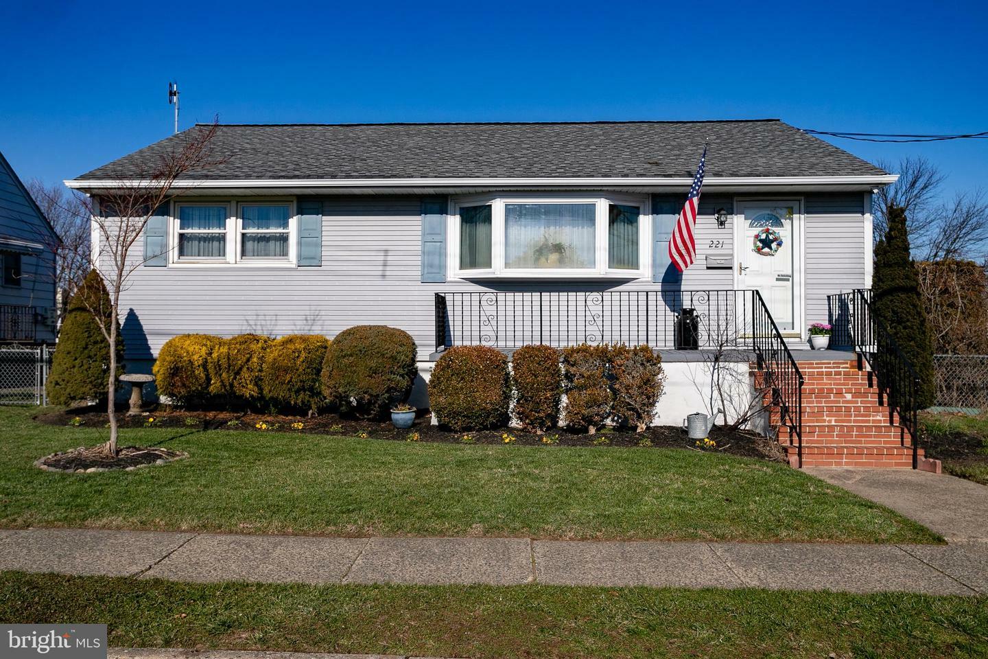 Property Photo:  221 Elm Avenue  NJ 08016 