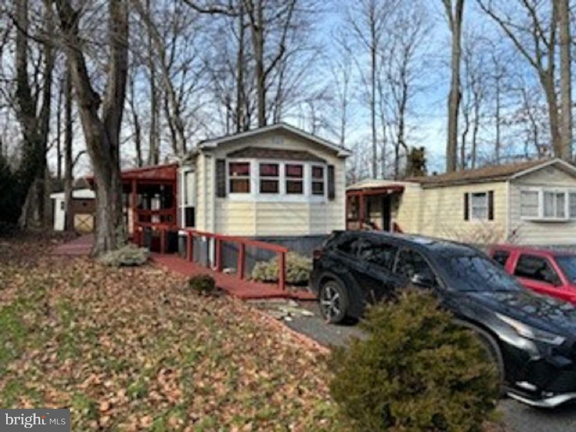 Property Photo:  30 Lenape Way  PA 19344 