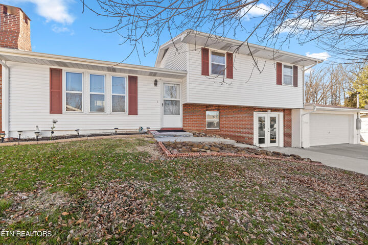 304 Alder Court  Oliver Springs TN 37840 photo