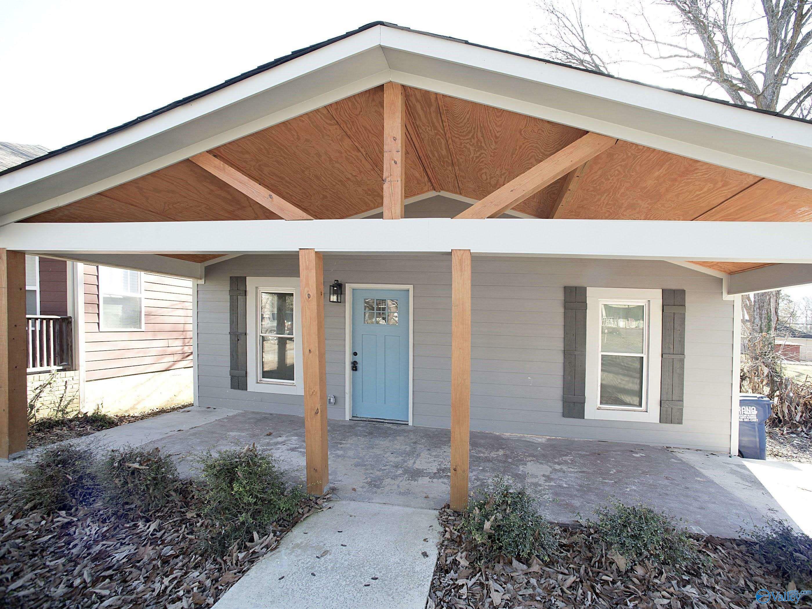 Property Photo:  1126 McKinley Avenue  AL 35801 