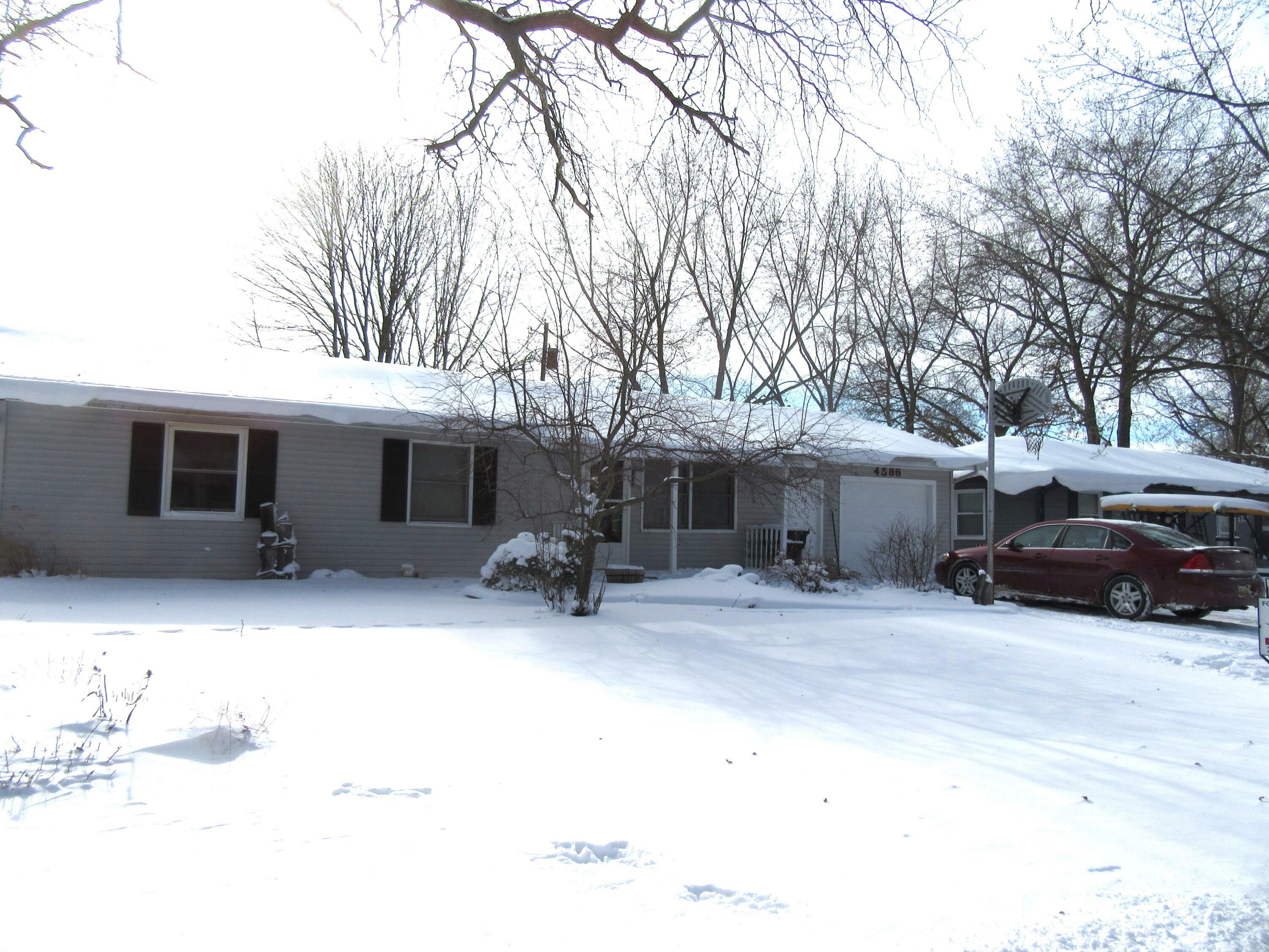 Property Photo:  4586 Vista Drive  MI 49106 