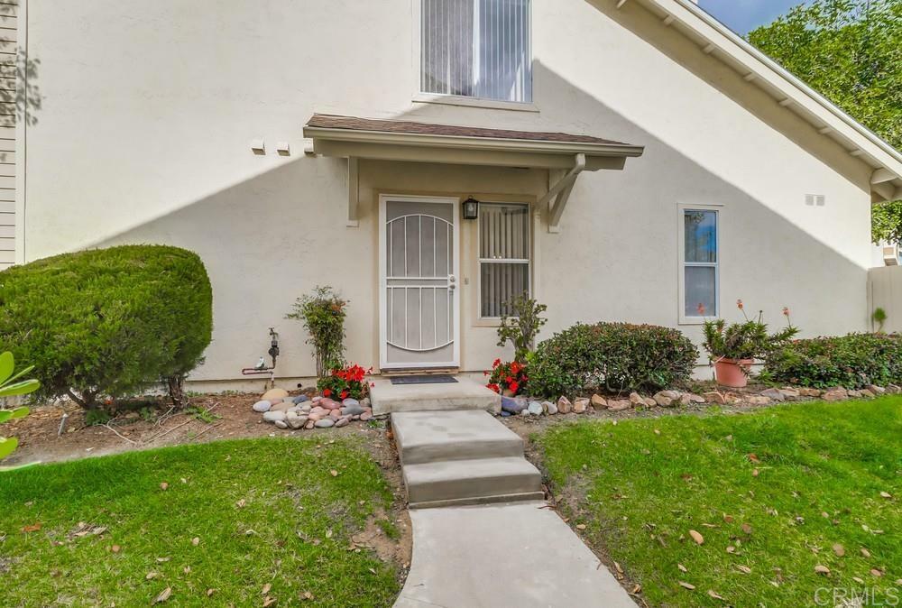 Property Photo:  1855 Manzana  CA 92139 