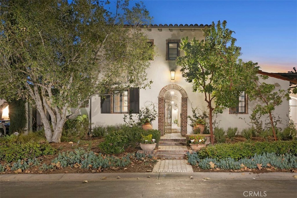 Property Photo: 29 Prairie Grass CA 92603