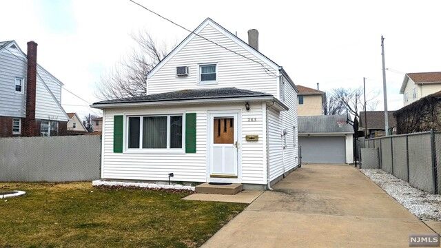 243 Pulaski Avenue  Wallington NJ 07057 photo