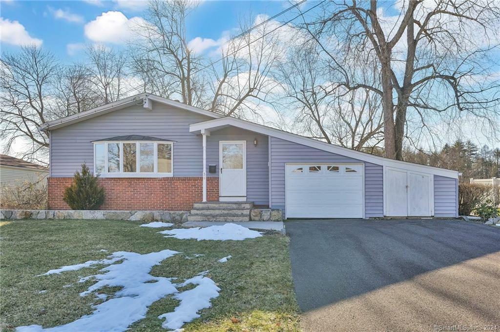 Property Photo: 38 Sadler Street CT 06096