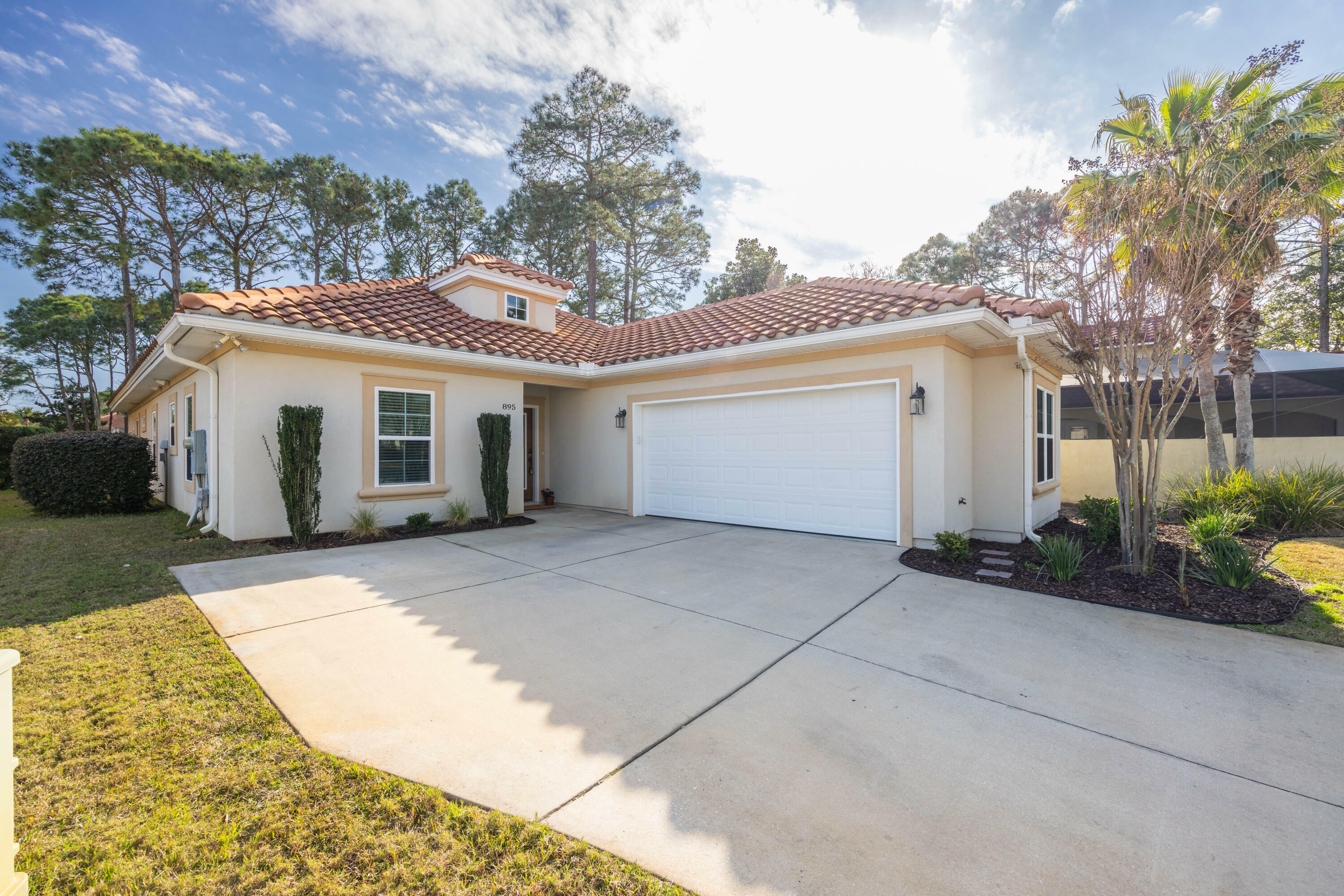 Property Photo:  895 Indigo Loop  FL 32550 