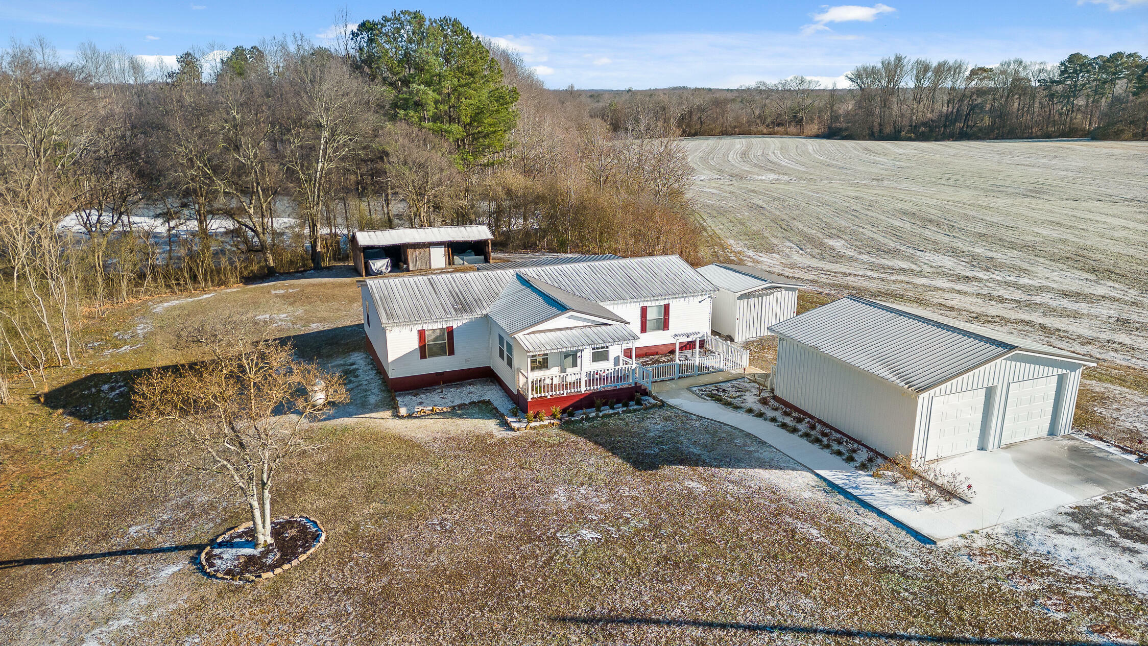 Property Photo:  3582 County Road 58  AL 35765 