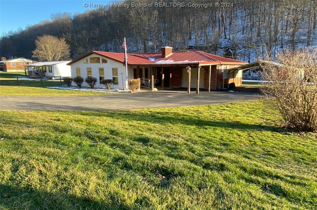 Property Photo: 2841 Fishers Branch Road WV 25312