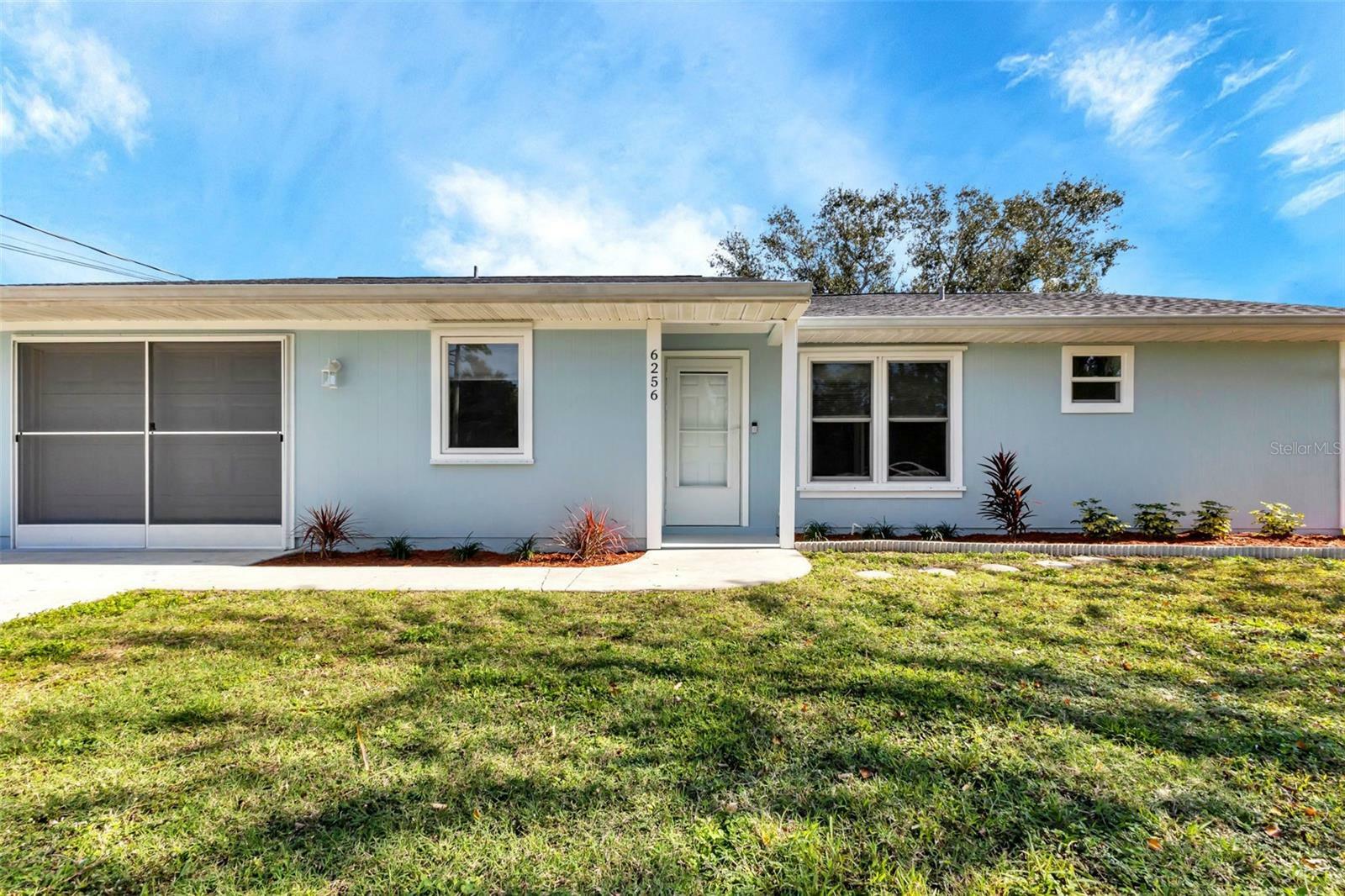 Property Photo:  6256 Hoffman Street  FL 34287 