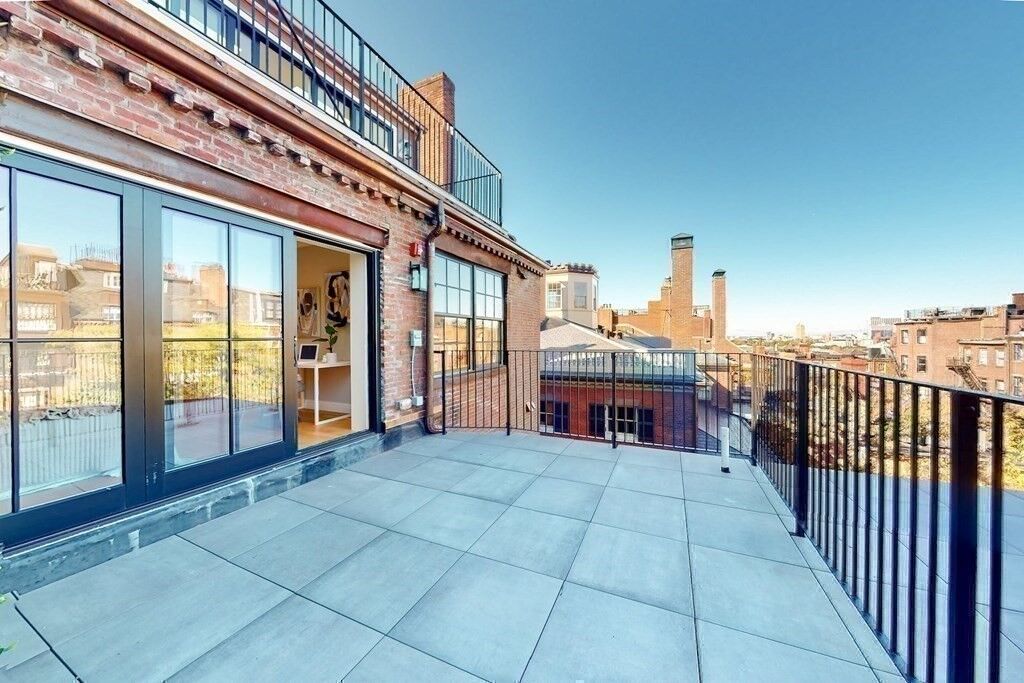 Property Photo: 83 Mount Vernon 3 MA 02108