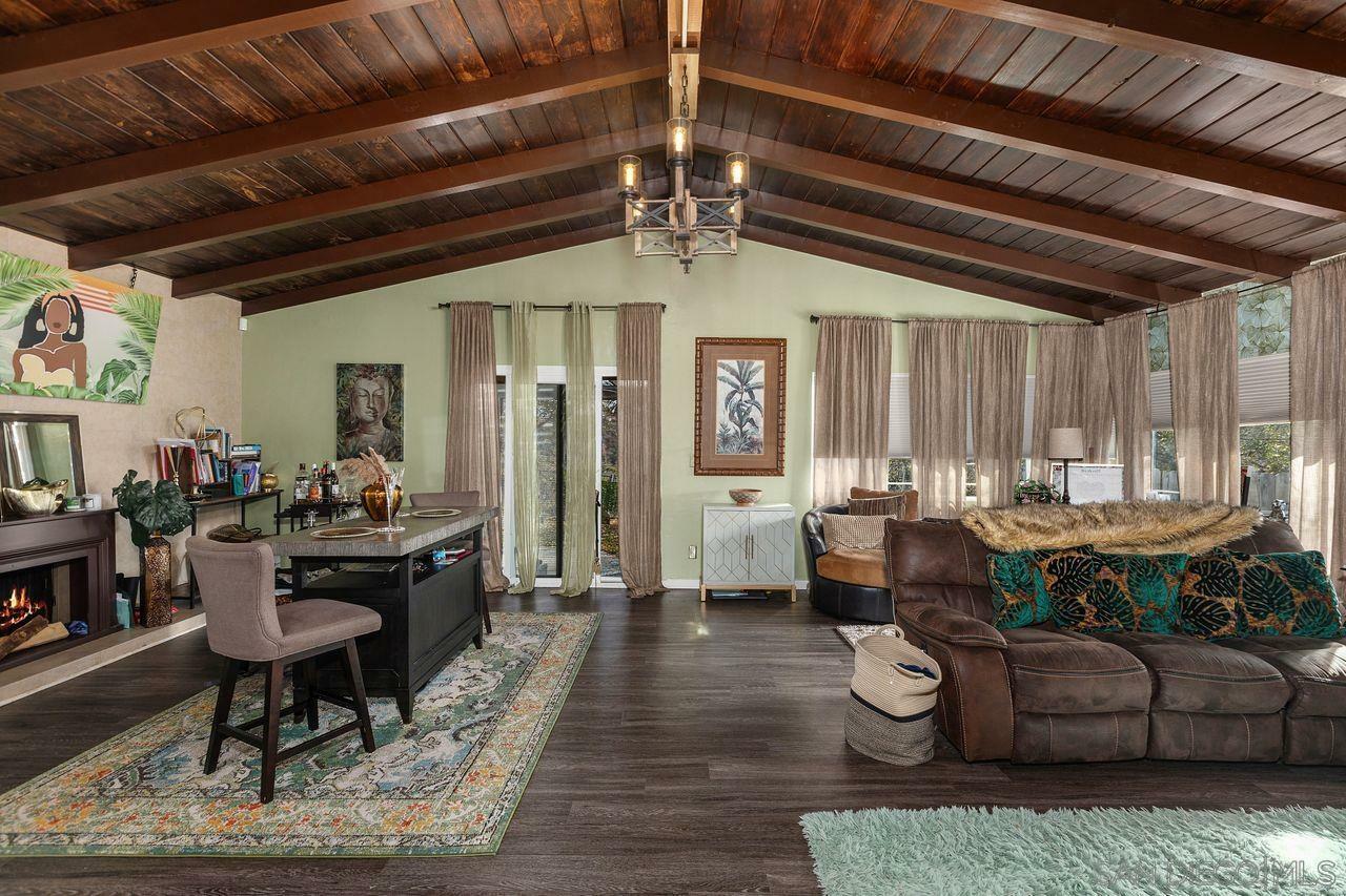 Property Photo:  2521 Roseview Pl  CA 92105 