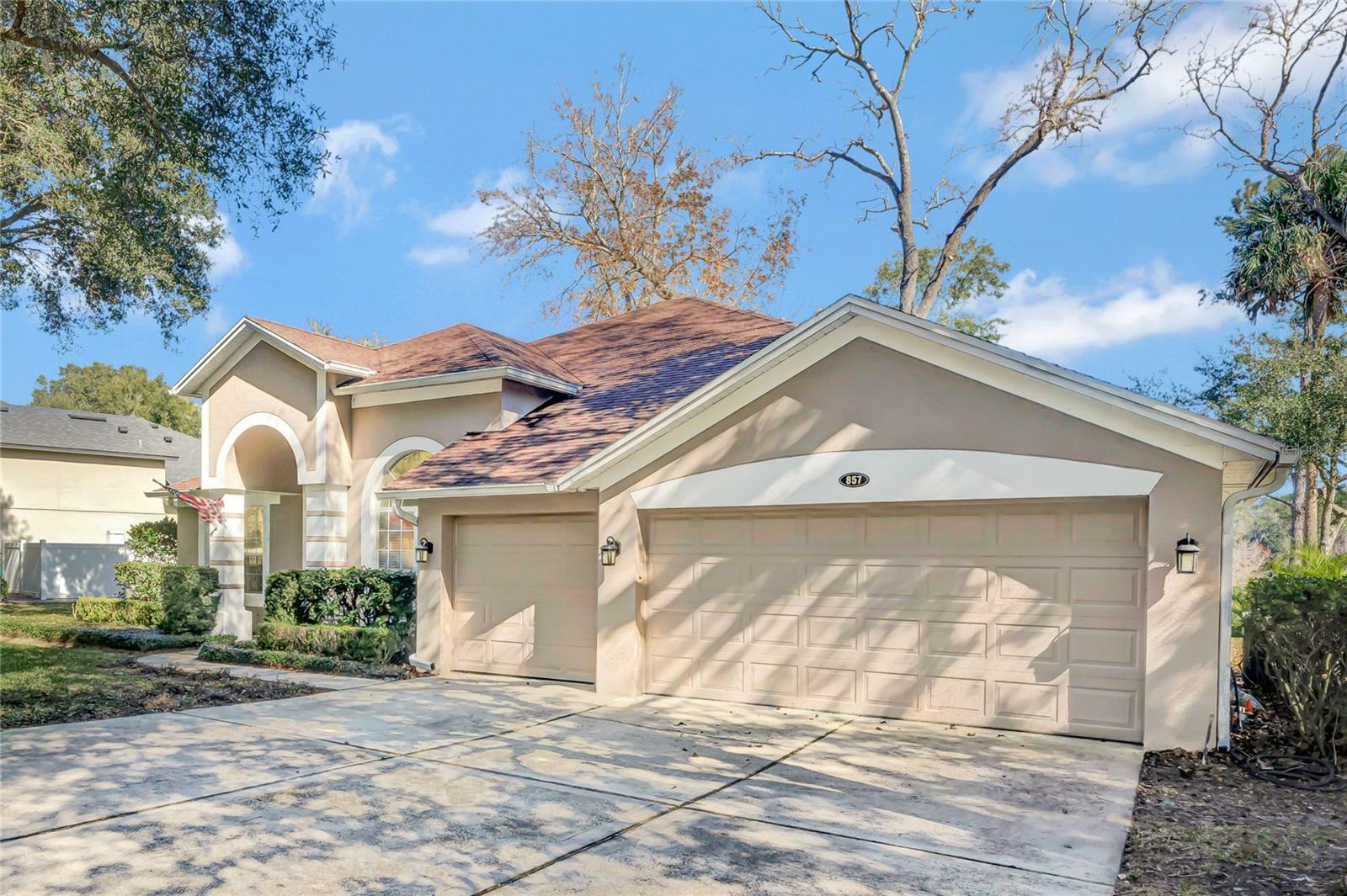 Property Photo:  857 Palm Oak Drive  FL 32712 