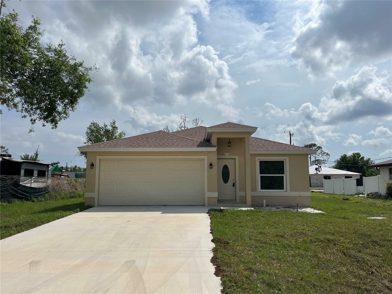 Property Photo:  22235 Albany Avenue  FL 33952 