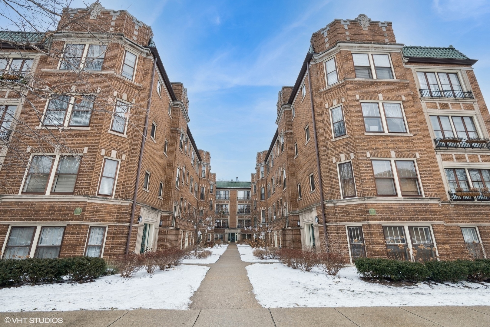 Property Photo:  719A Hinman Avenue 3S  IL 60202 