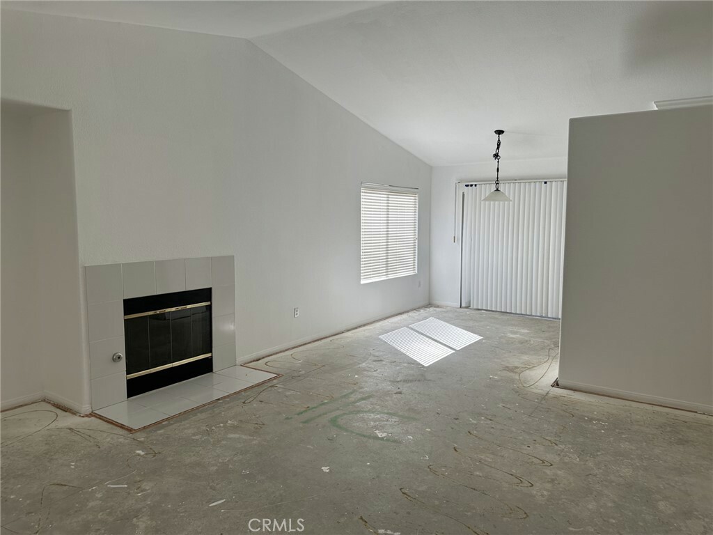 Property Photo:  1165 Auburn Street  CA 92545 