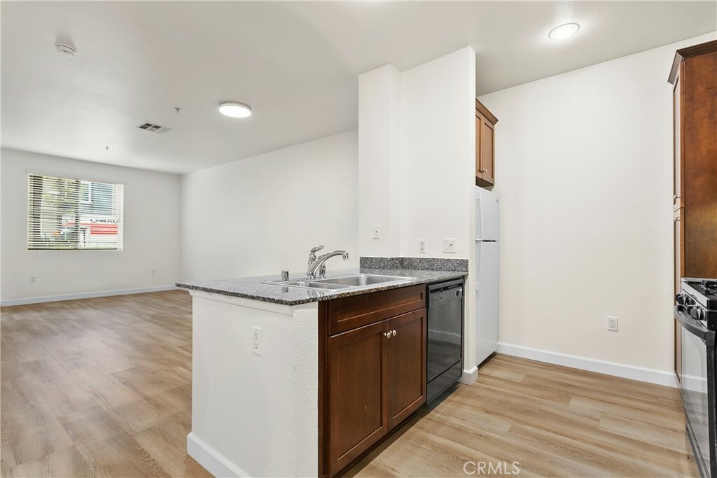 Property Photo: 1106 Scholarship CA 92612