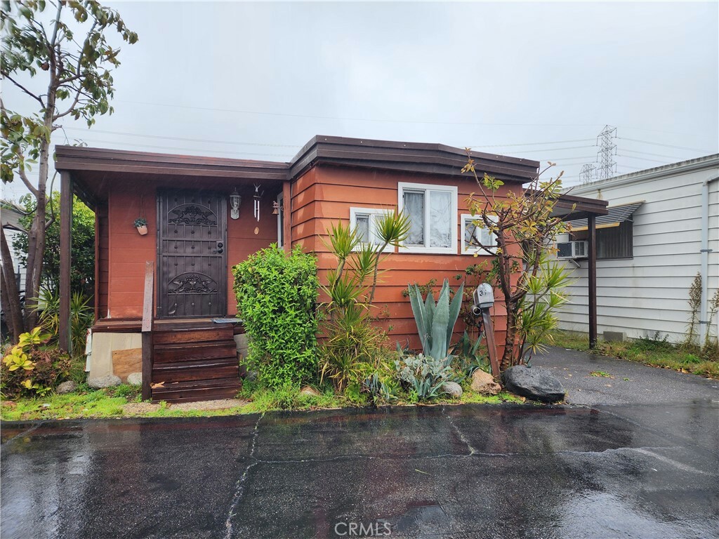 Property Photo:  17705 S Western Avenue 39  CA 90248 