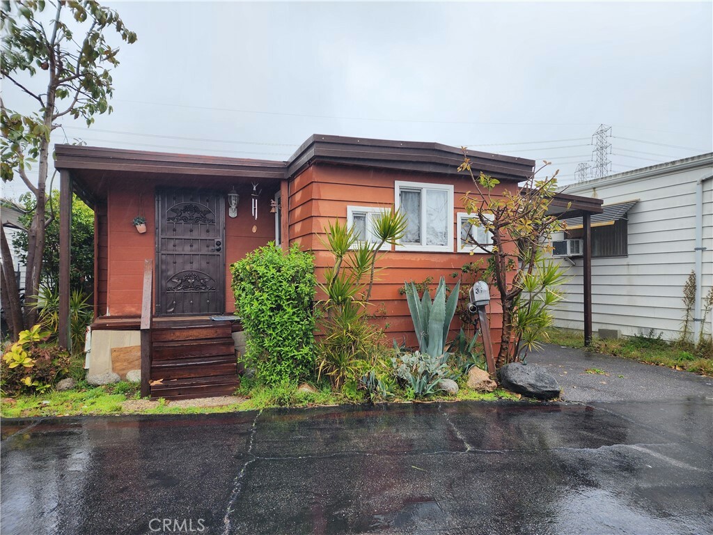 Property Photo:  17705 S Western Avenue 39  CA 90248 