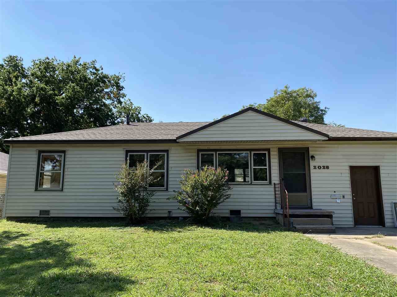 Property Photo:  2028 Joe Street  OK 74601 