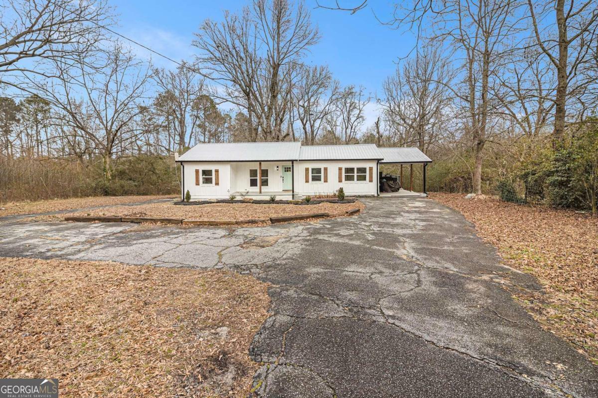 Property Photo:  1107 S Madison Avenue  GA 30655 