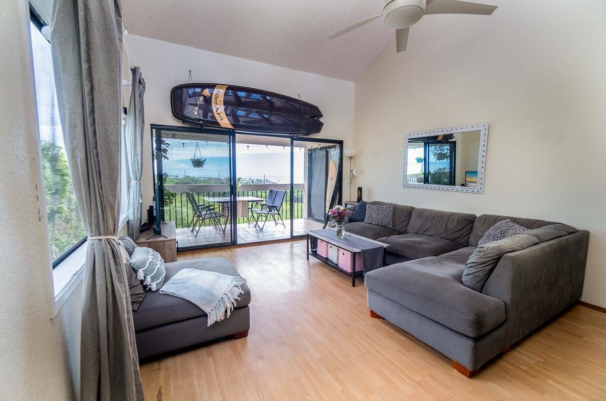 Property Photo:  75-5863 Kuakini Highway 338  HI 96740 