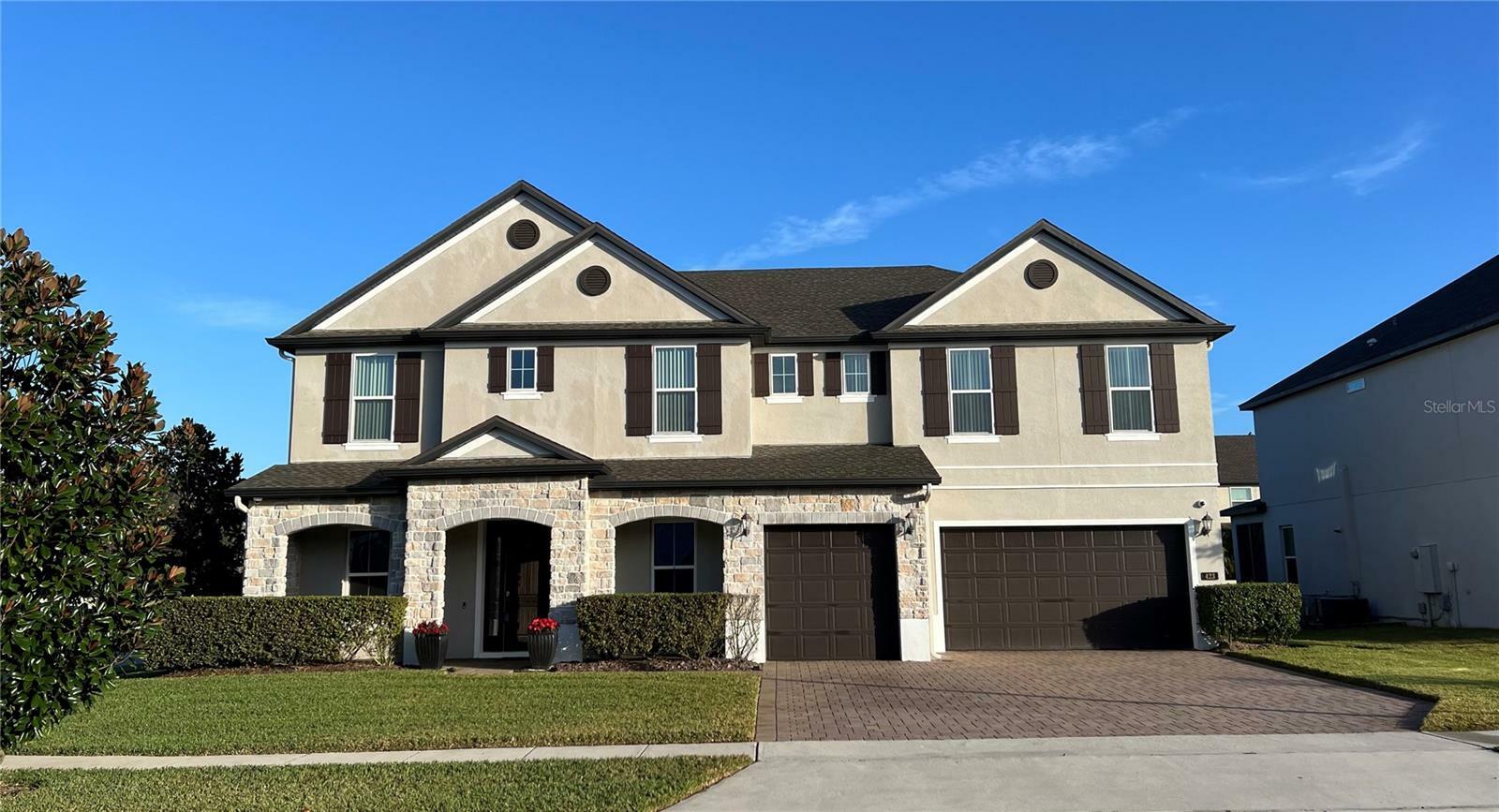 Property Photo: 423 White Cotton Circle FL 32765