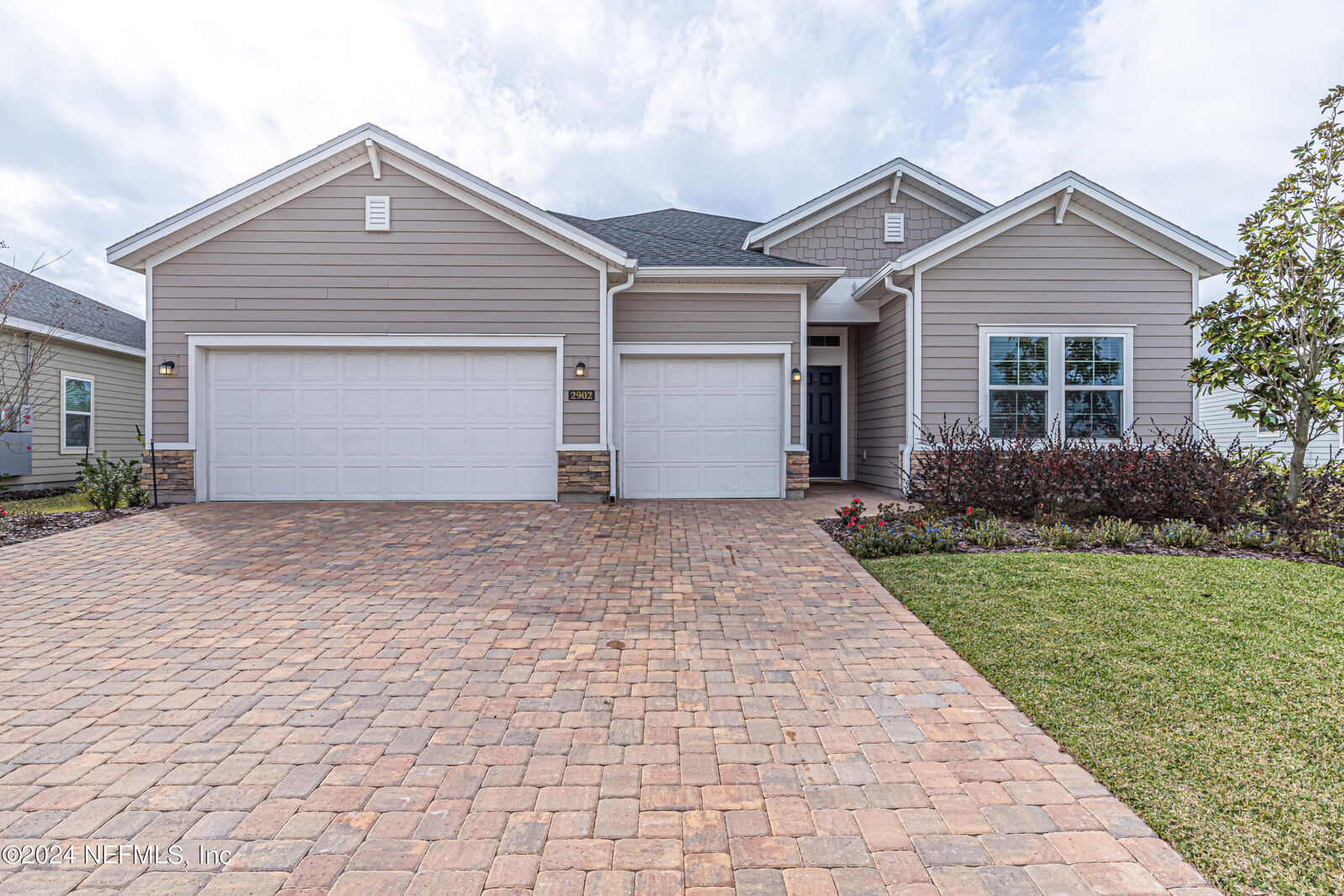 Property Photo: 2902 Brambleton Place FL 32043