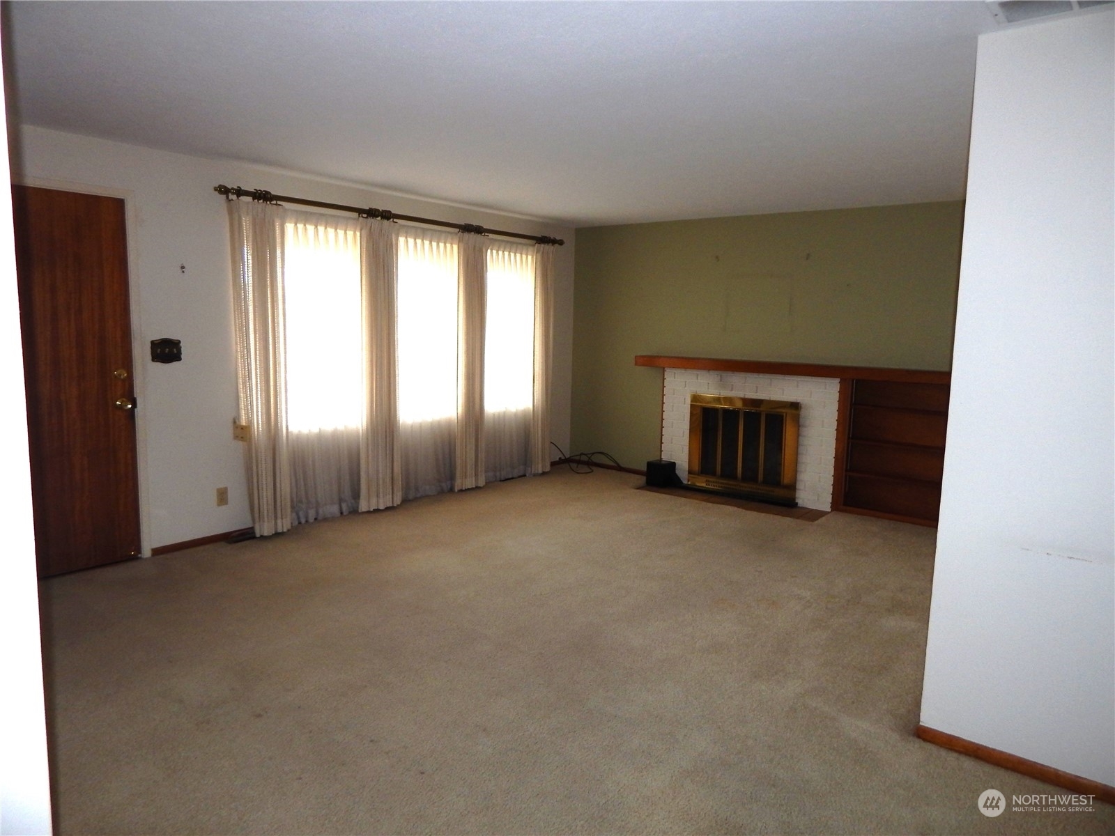 Property Photo:  268 N Earl Road  WA 98837 