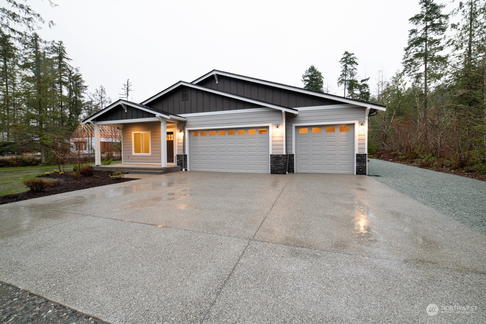 Property Photo:  8703 Timberland Court  WA 98237 